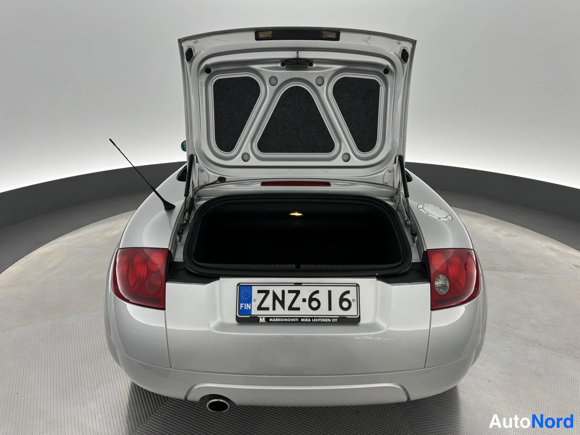 Harmaa Audi TT 2000, takaa, kuva 14