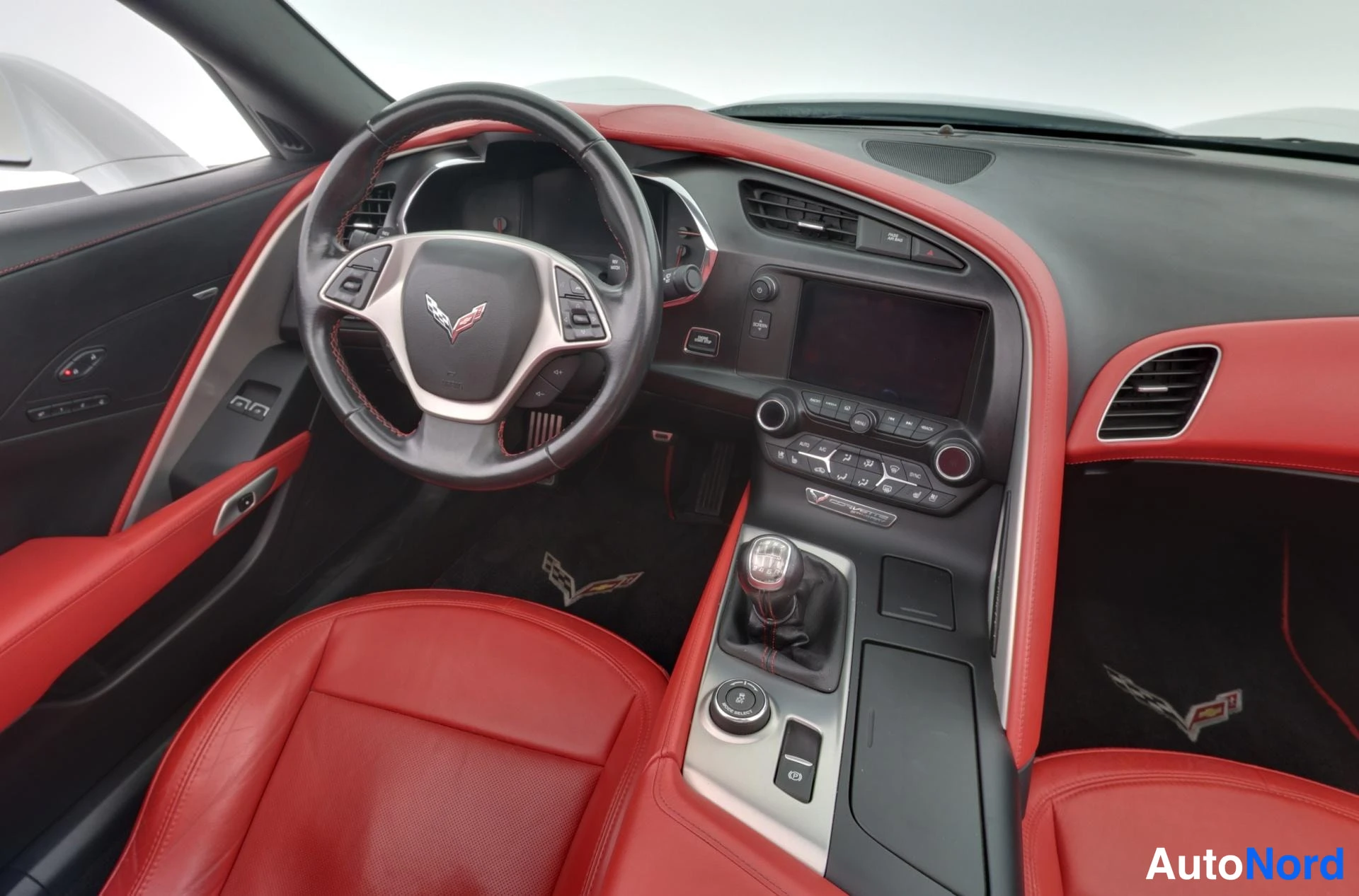 Valkoinen Chevrolet Corvette C7 2014, ohjaamo, kuva 18