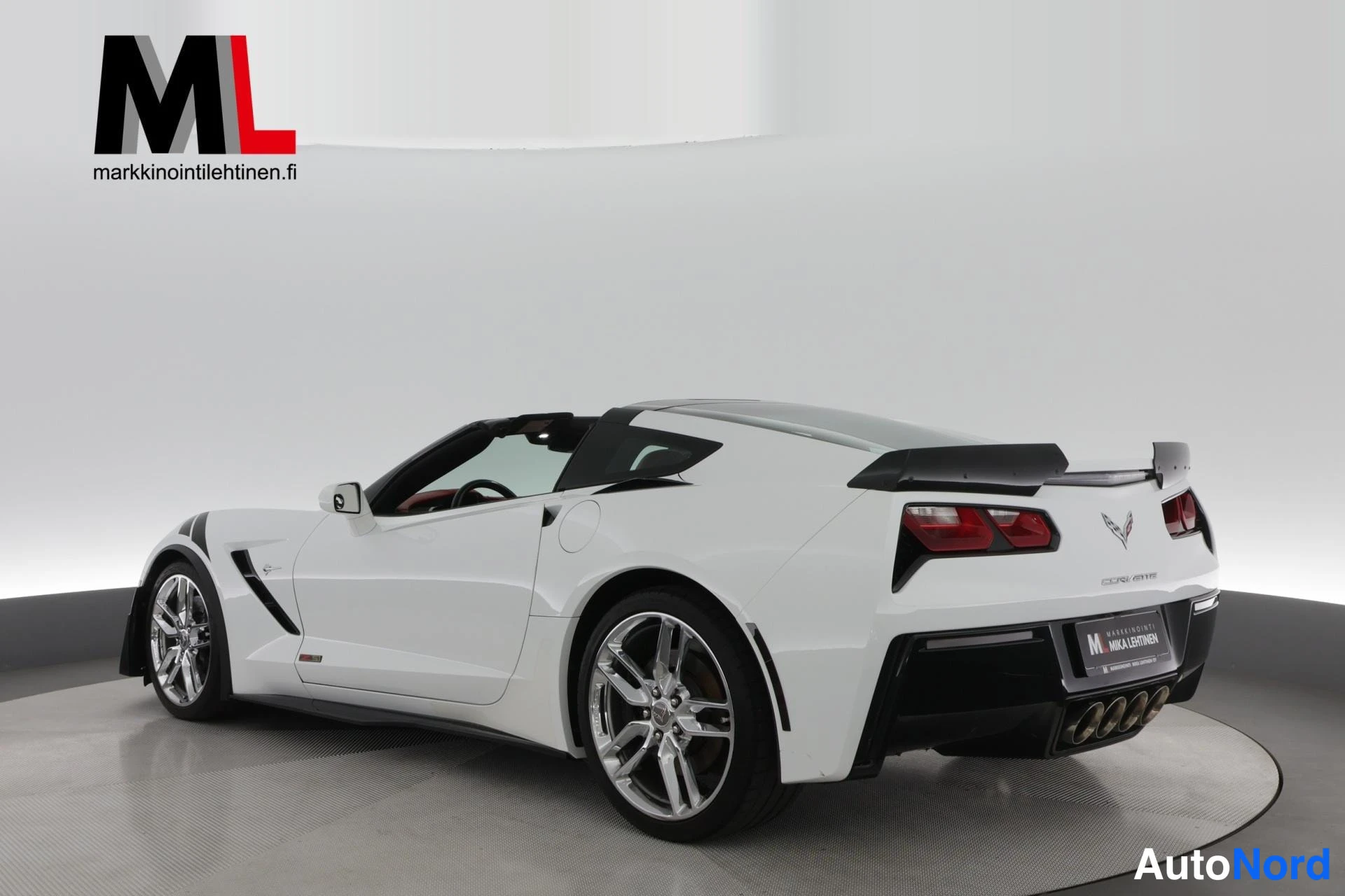 Valkoinen Chevrolet Corvette C7 2014, takaviisto, kuva 11