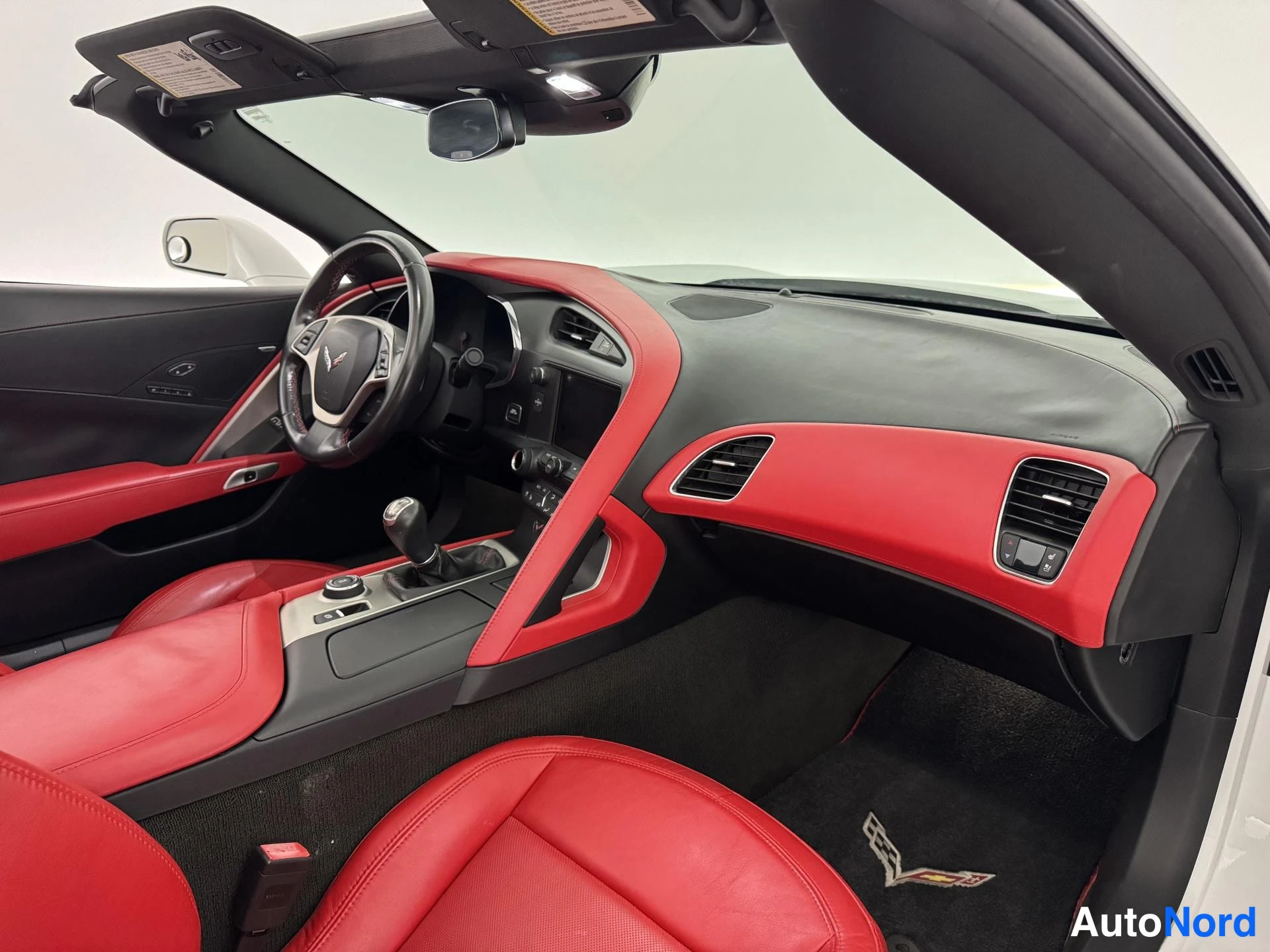Valkoinen Chevrolet Corvette C7 2014, ohjaamo, kuva 16