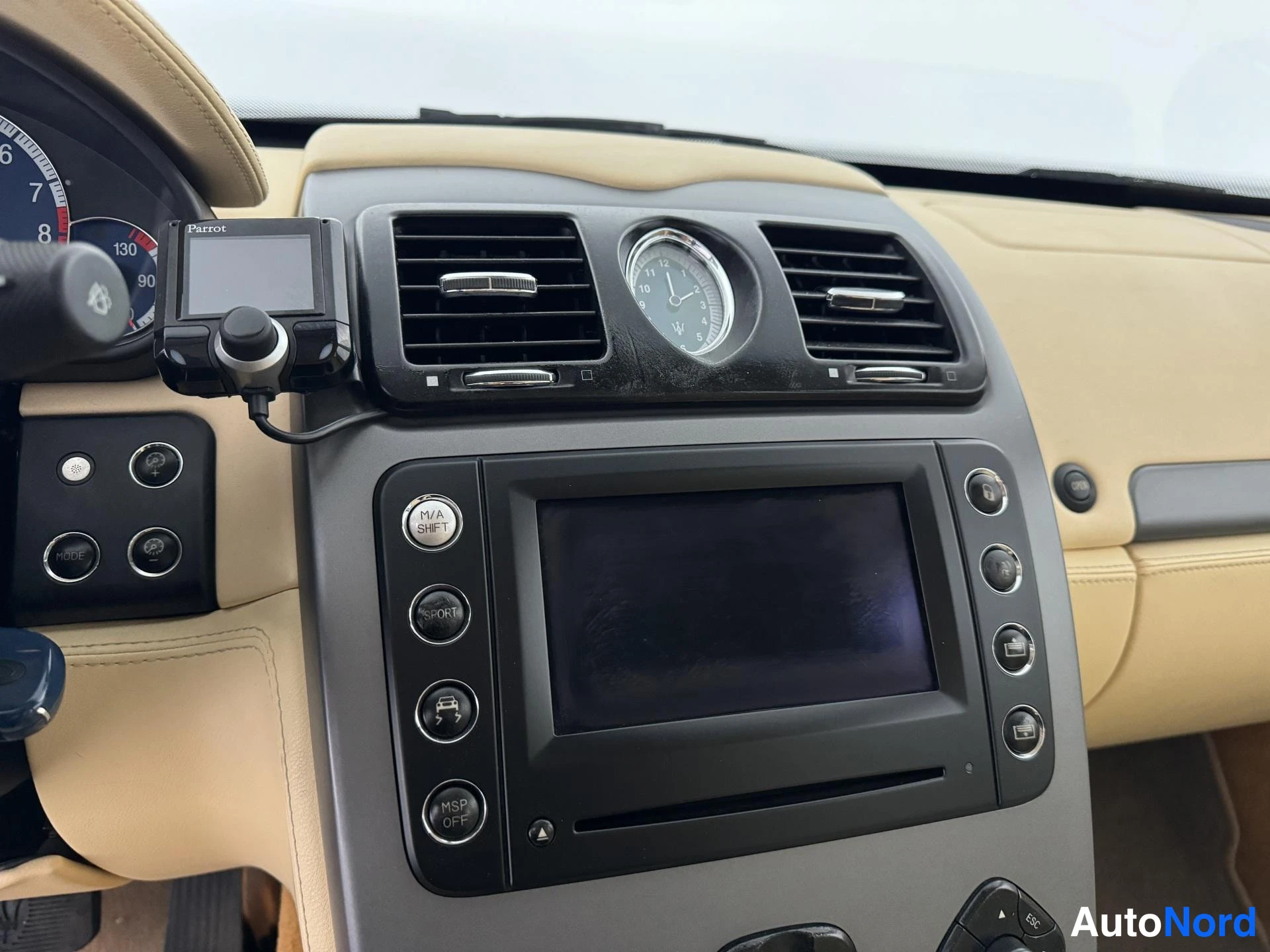 Hopea Maserati Quattroporte 2005, kuva 29