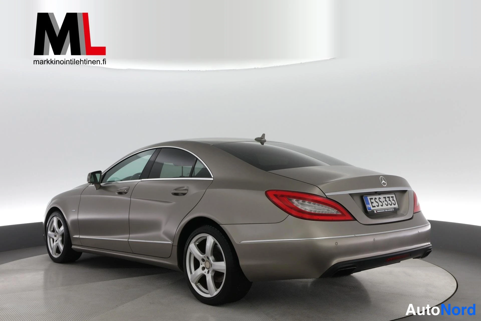 Harmaa Mercedes-Benz CLS 350 CDI 2011, takaviisto, kuva 6