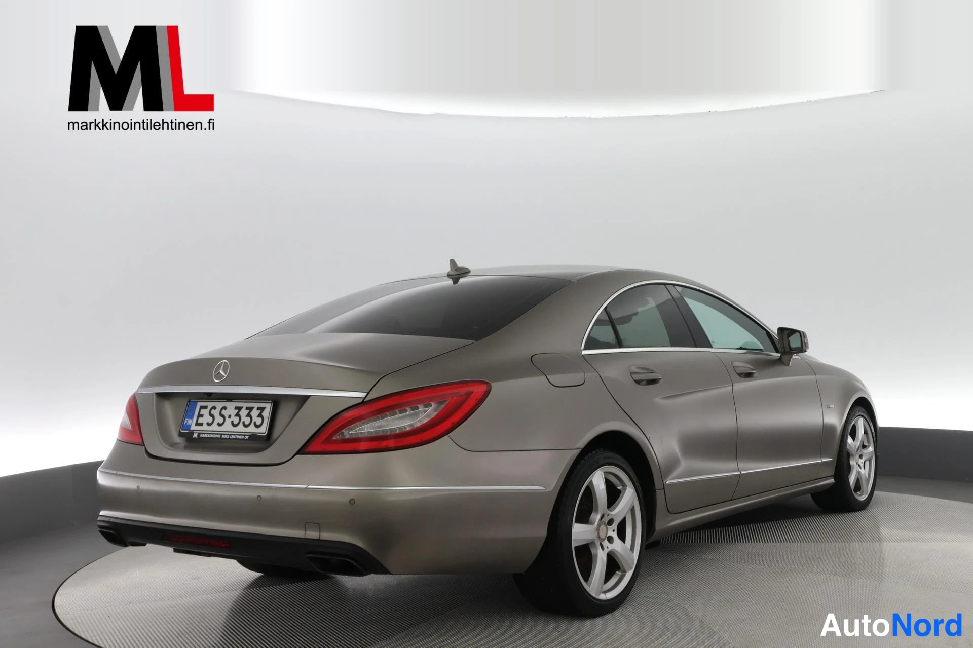 Harmaa Mercedes-Benz CLS 350 CDI 2011, takaviisto, kuva 7