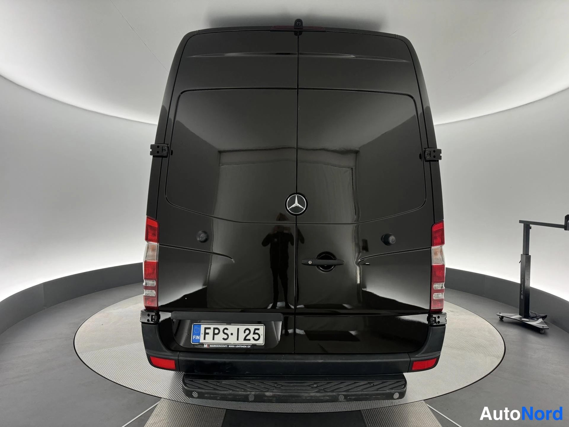 Ruskea Mercedes-Benz Sprinter 314 CDI 2017, takaa, kuva 8