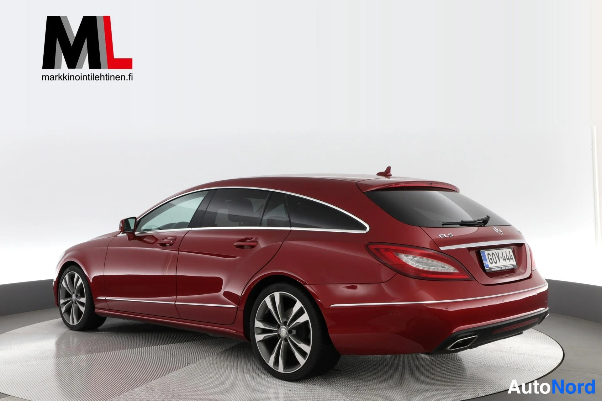 Punainen Mercedes-Benz CLS 220 d 2015, takaviisto, kuva 5