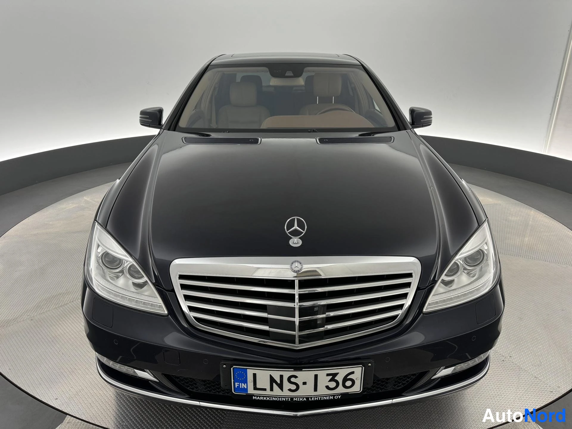 Sininen Mercedes-Benz S 350 BlueTEC 4MATIC 2011, edestä, kuva 4