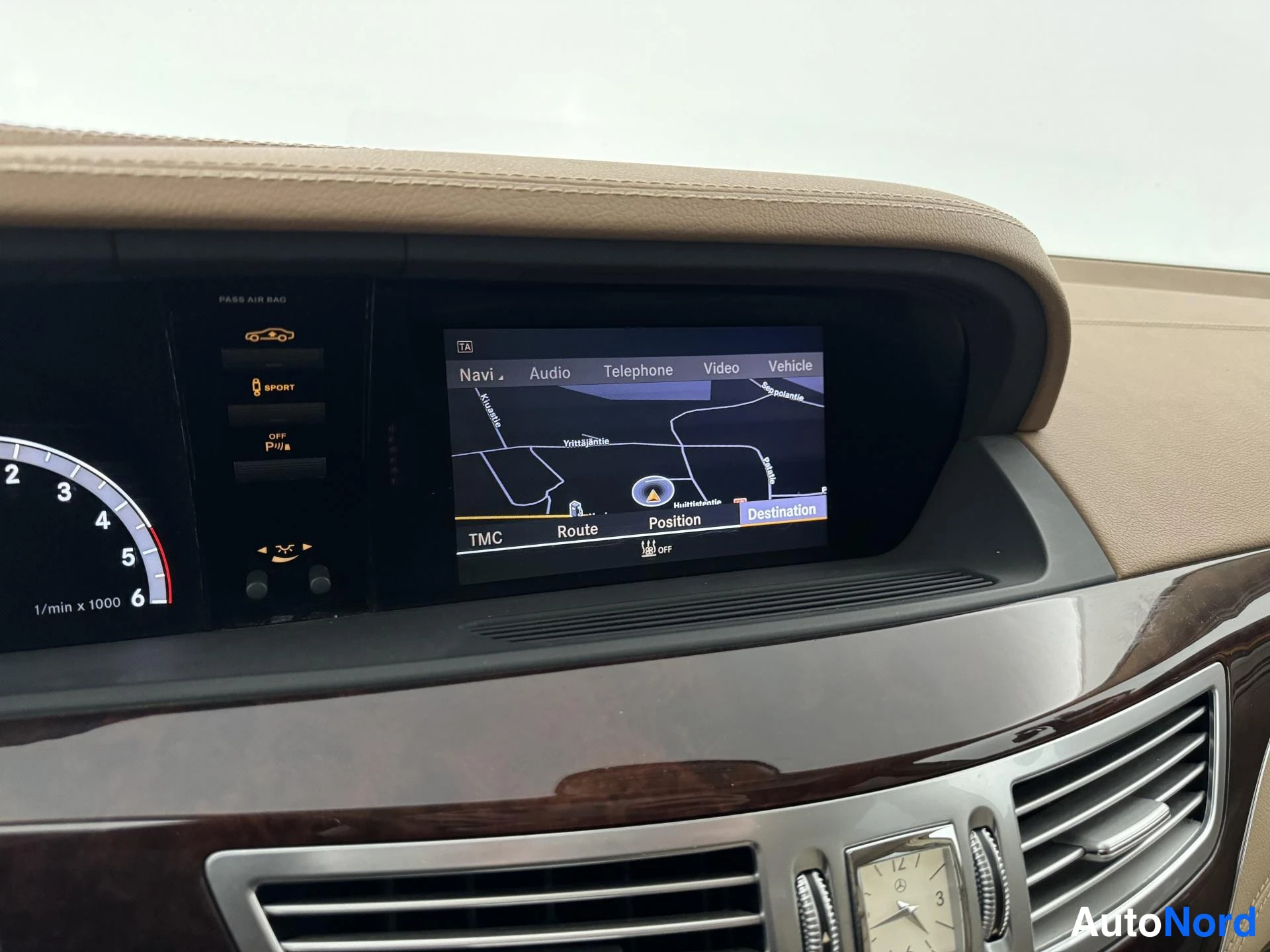 Sininen Mercedes-Benz S 350 BlueTEC 4MATIC 2011, yksityiskohta, kuva 25