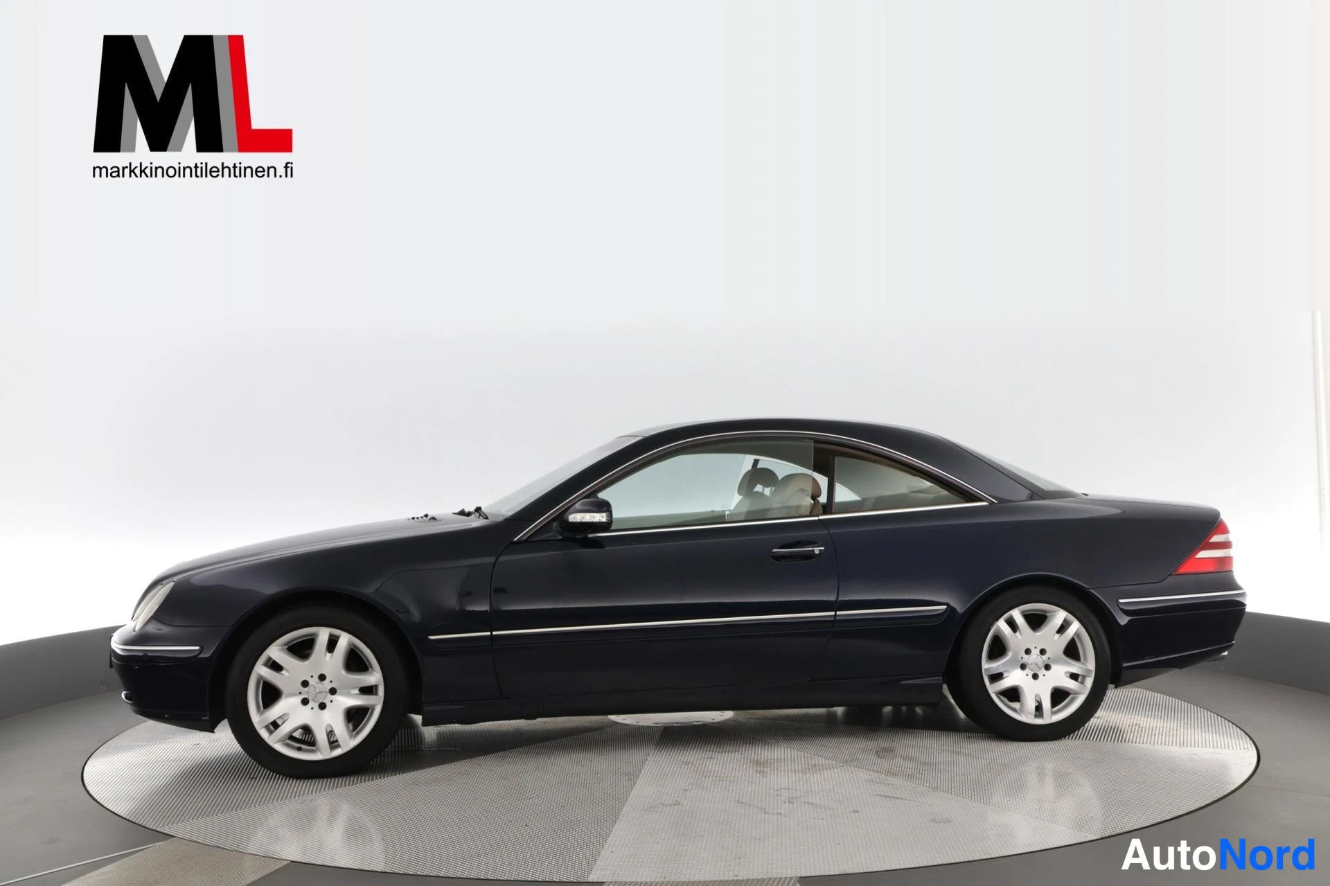 Sininen Mercedes-Benz CL 500 2001, sivulta, kuva 5