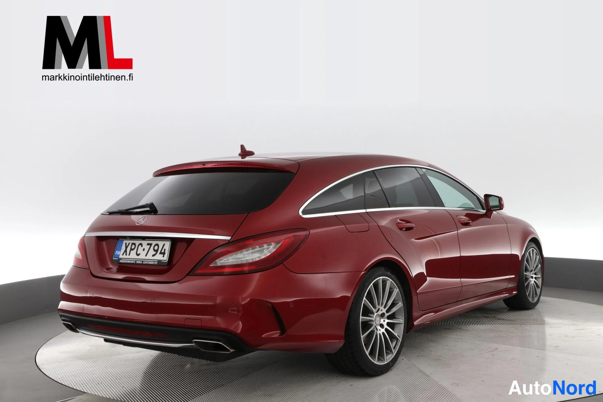 Punainen Mercedes-Benz CLS 350 d 4MATIC 2015, takaviisto, kuva 7