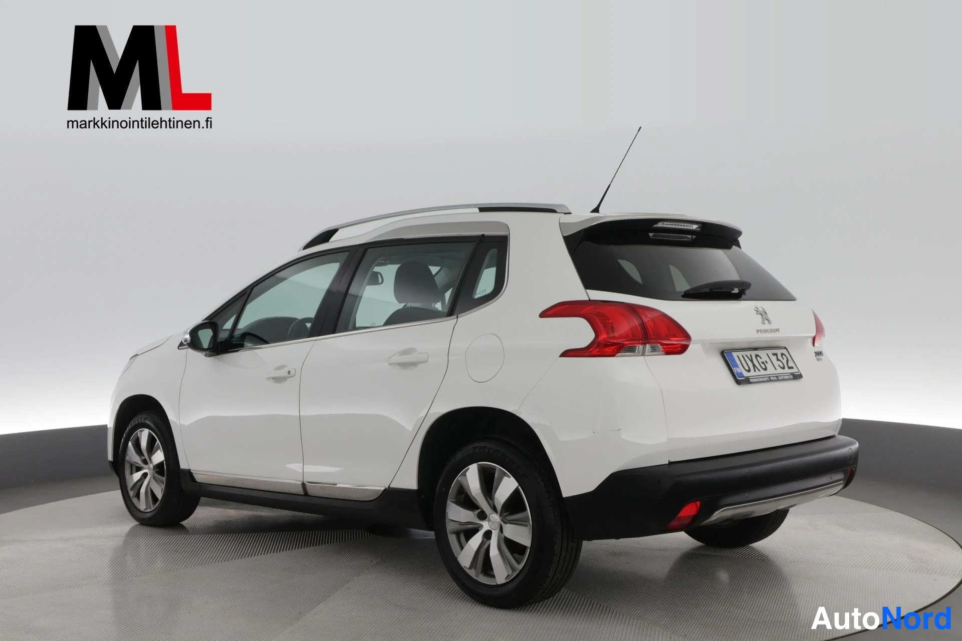 Valkoinen Peugeot 2008 2014, takaviisto, kuva 6