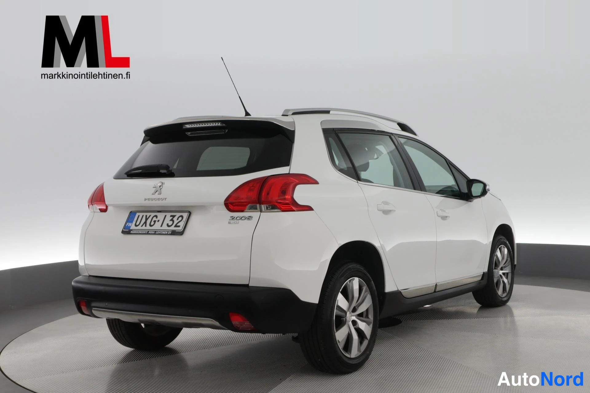 Valkoinen Peugeot 2008 2014, takaviisto, kuva 7