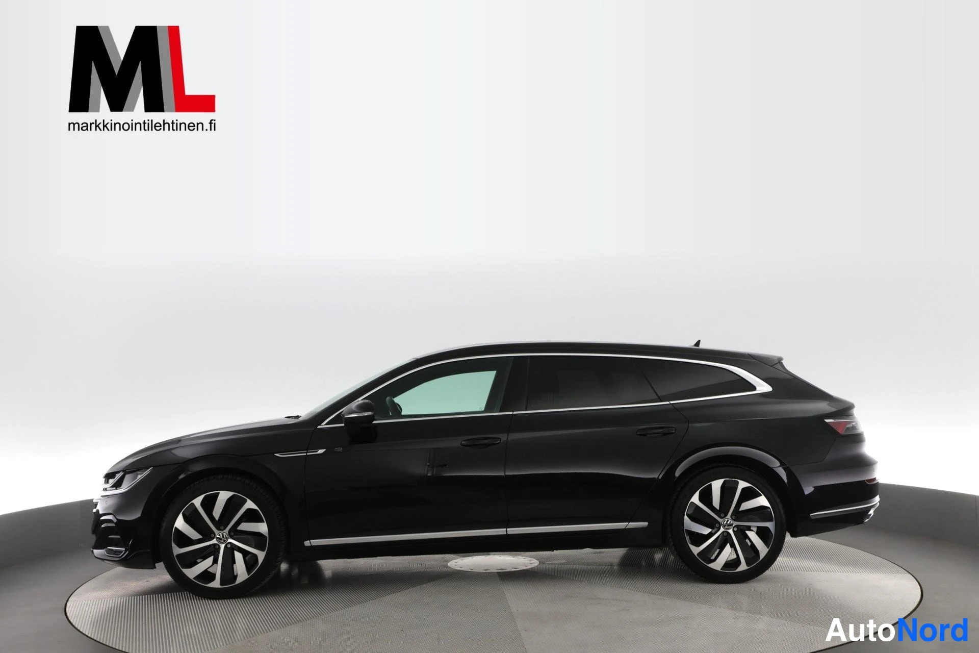Musta Volkswagen Arteon 2022, sivulta, kuva 6