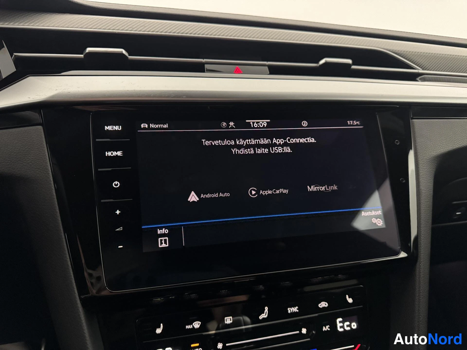 Musta Volkswagen Arteon 2022, yksityiskohta, kuva 28