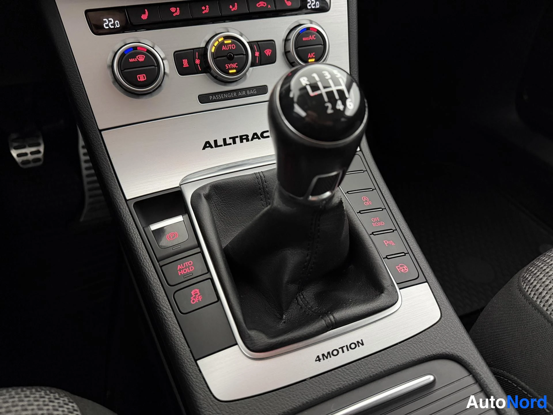 Harmaa Volkswagen Passat Variant 2013, yksityiskohta, kuva 22