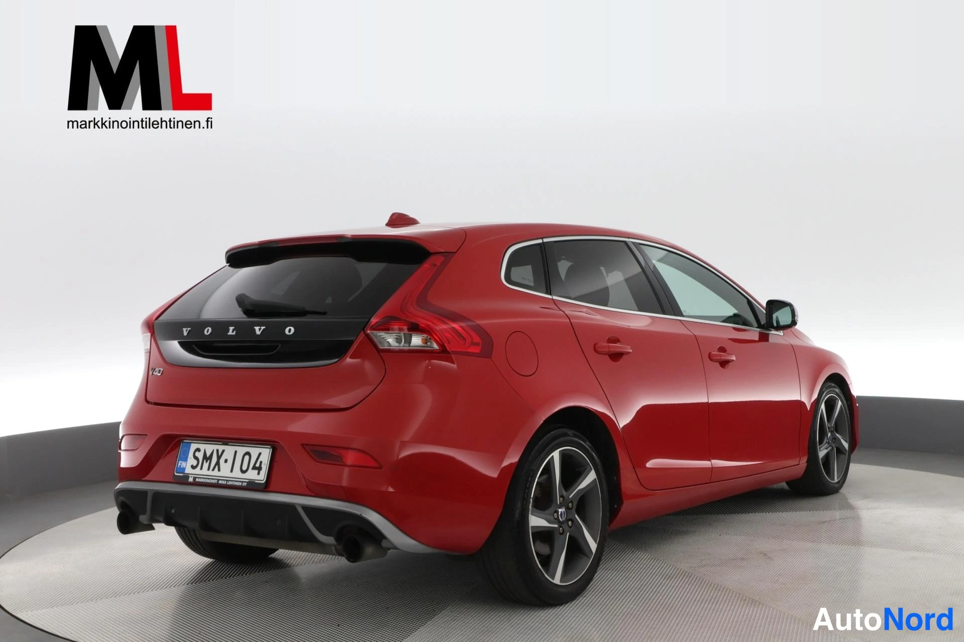 Punainen Volvo V40 2014, takaviisto, kuva 7