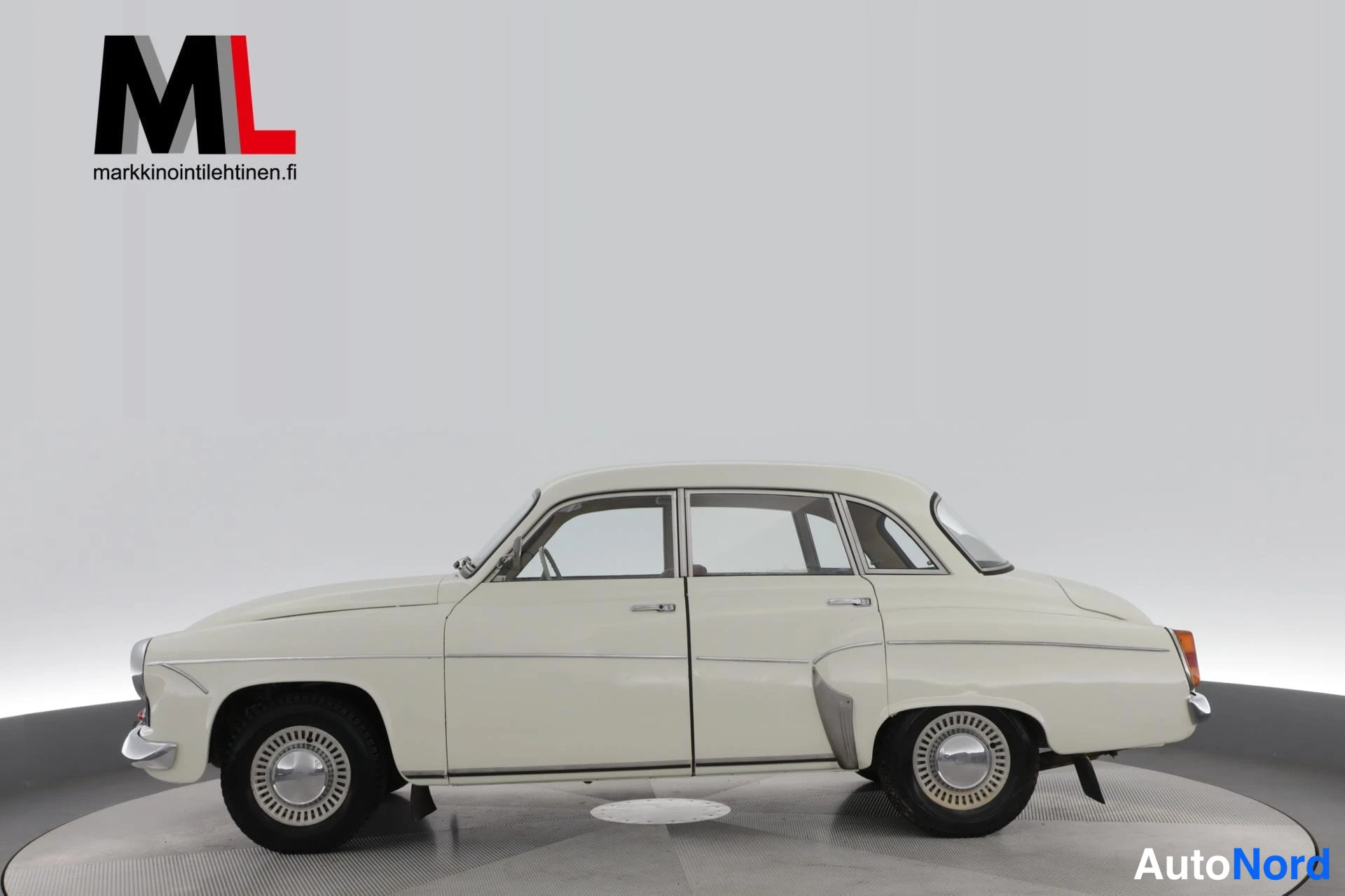 Valkoinen Wartburg 1000 1966, etuviisto, keula vasemmalle, kuva 2