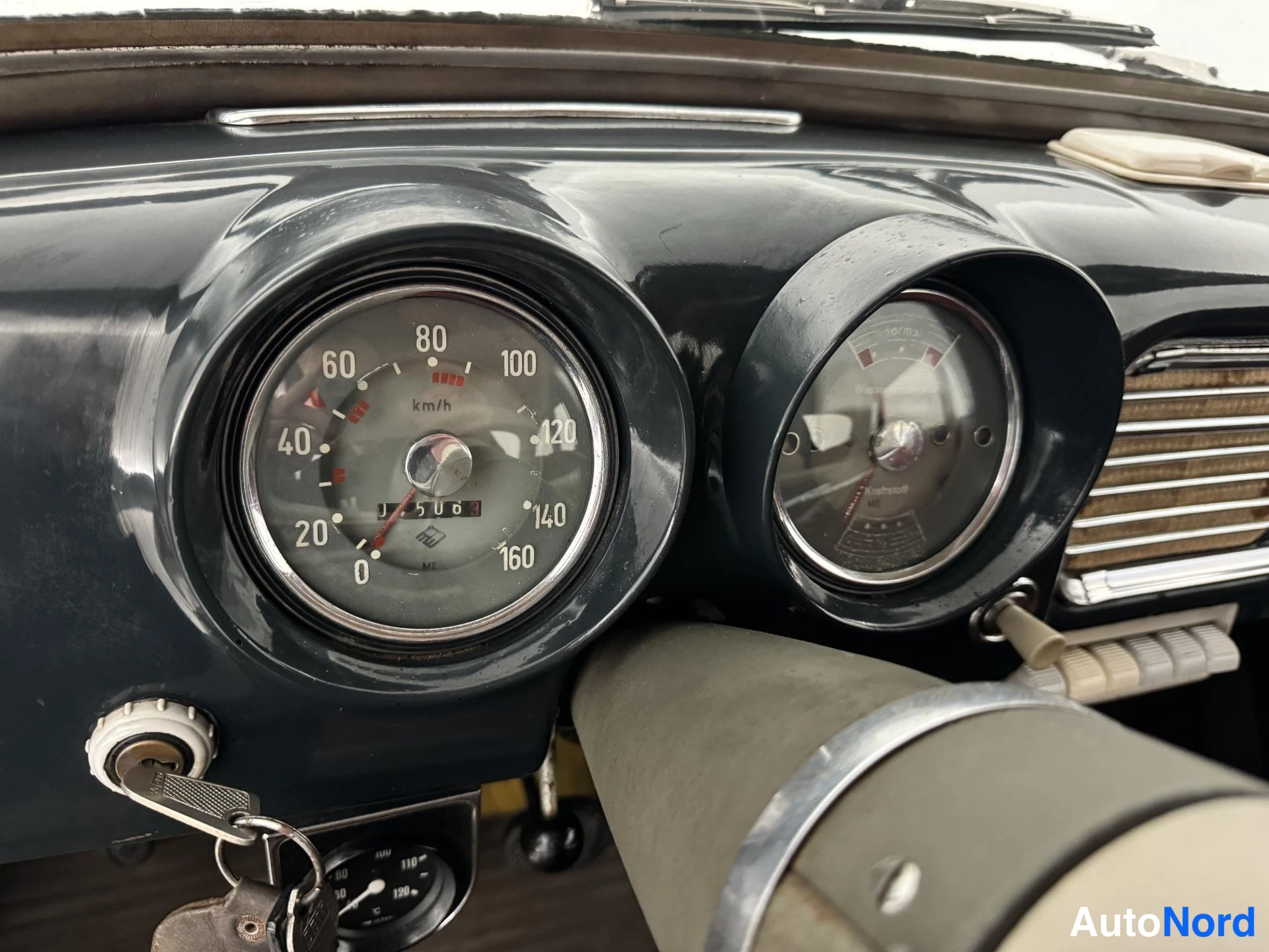 Sininen Wartburg 1000 1964, yksityiskohta, kuva 31