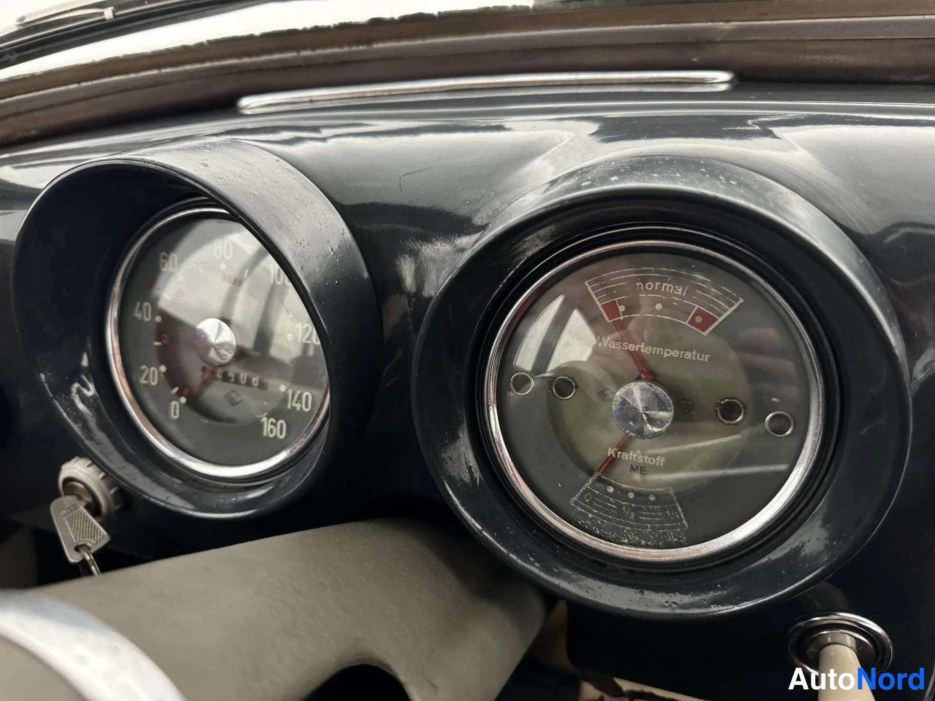 Sininen Wartburg 1000 1964, yksityiskohta, kuva 33