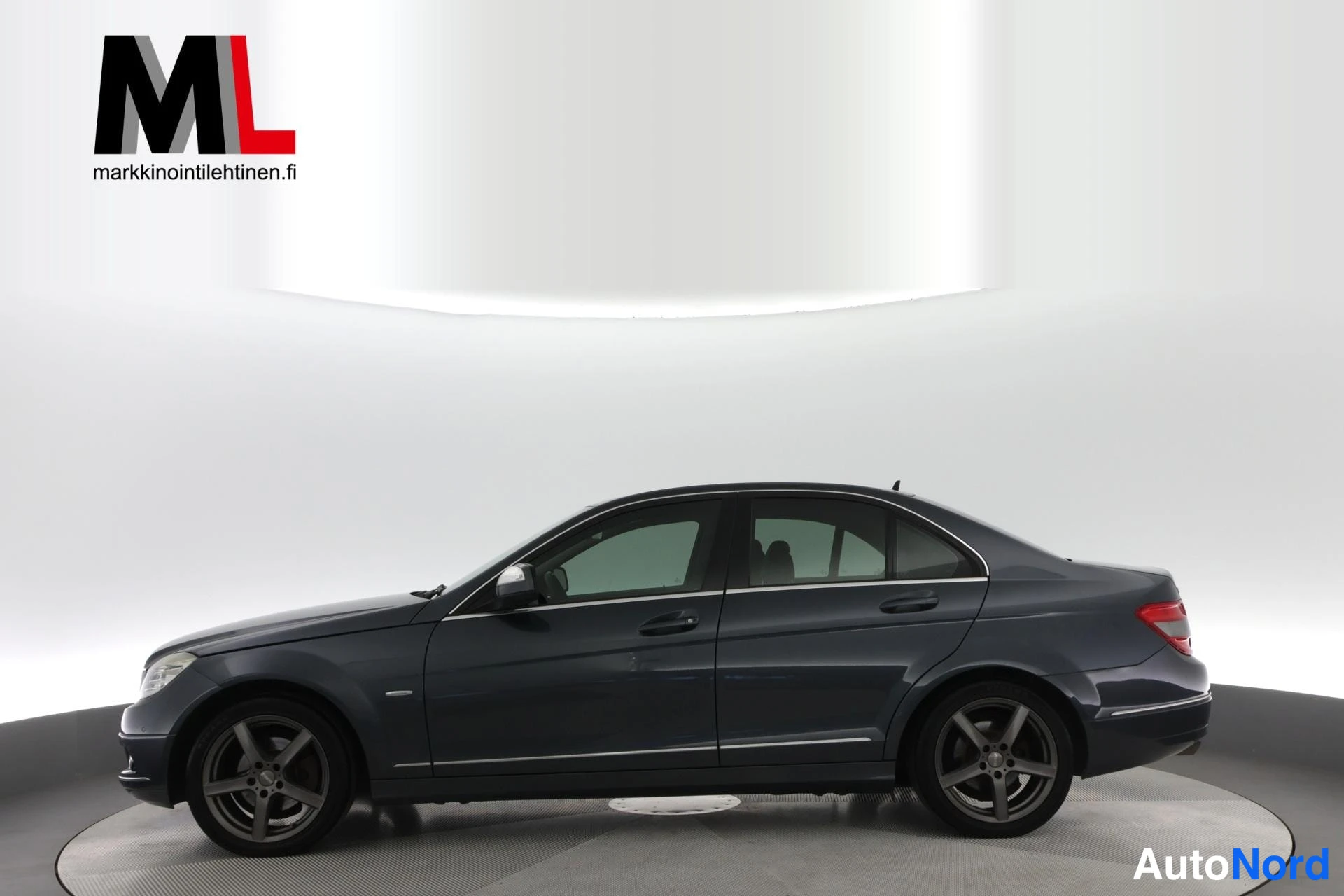 Harmaa Mercedes-Benz C 180 2008, etuviisto, keula vasemmalle, kuva 2