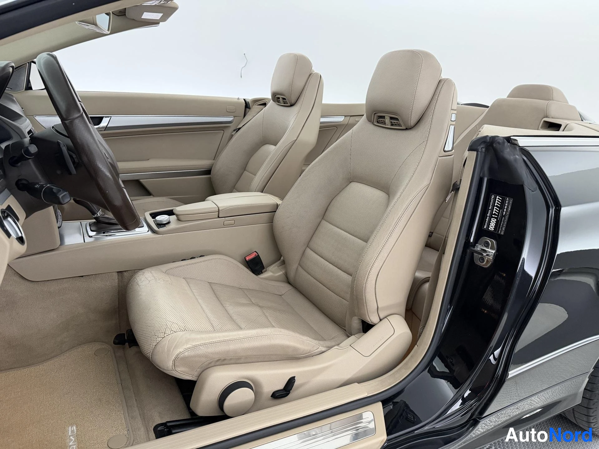 Musta Mercedes-Benz E 350 CDI 2010, etuistuimet, kuva 20