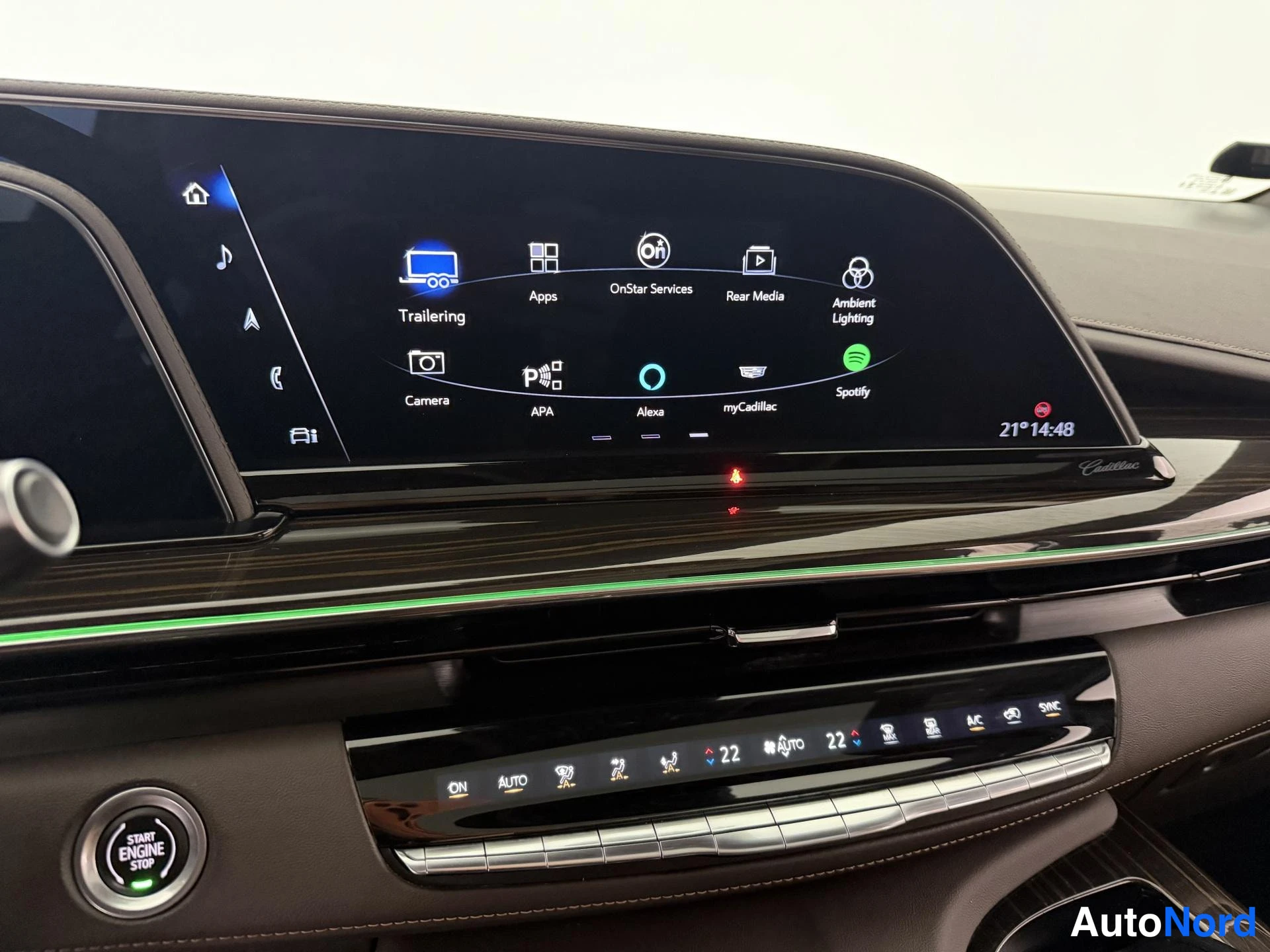 Valkoinen Cadillac Escalade ESV 2022, yksityiskohta, kuva 27