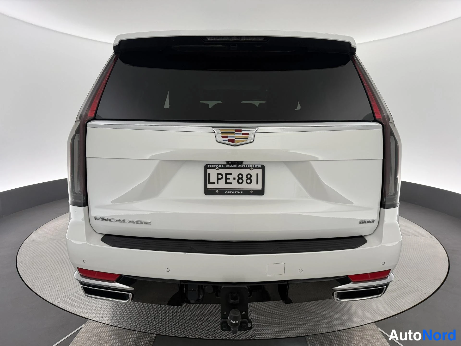 Valkoinen Cadillac Escalade ESV 2022, takaa, kuva 7