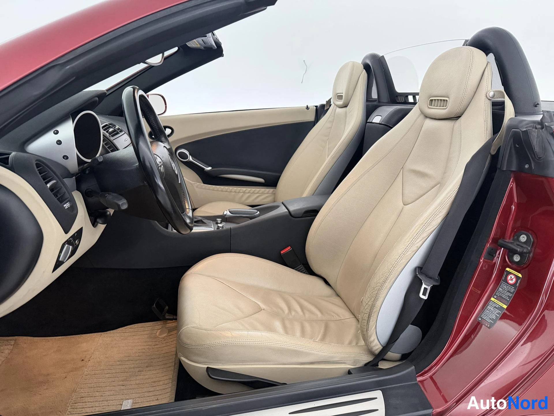 Punainen Mercedes-Benz SLK 350 2005, etuistuimet, kuva 13
