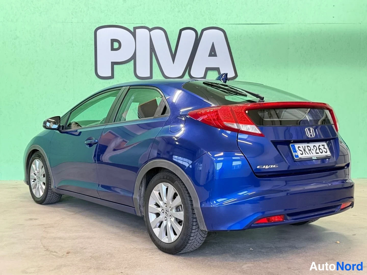 Sininen Honda Civic 2012, takaviisto, kuva 6