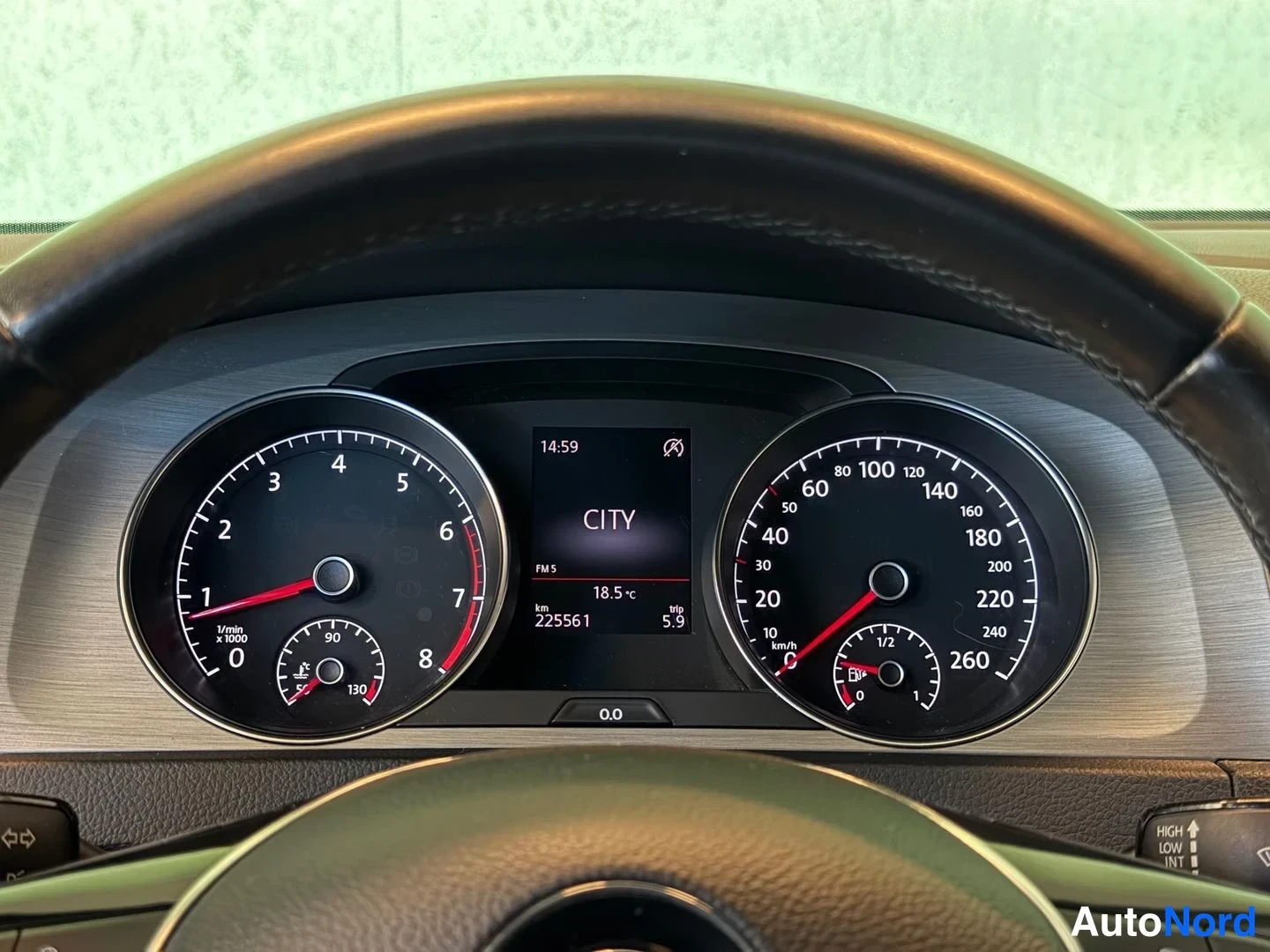 Grey Volkswagen Golf Variant 2014, detail, photo 12