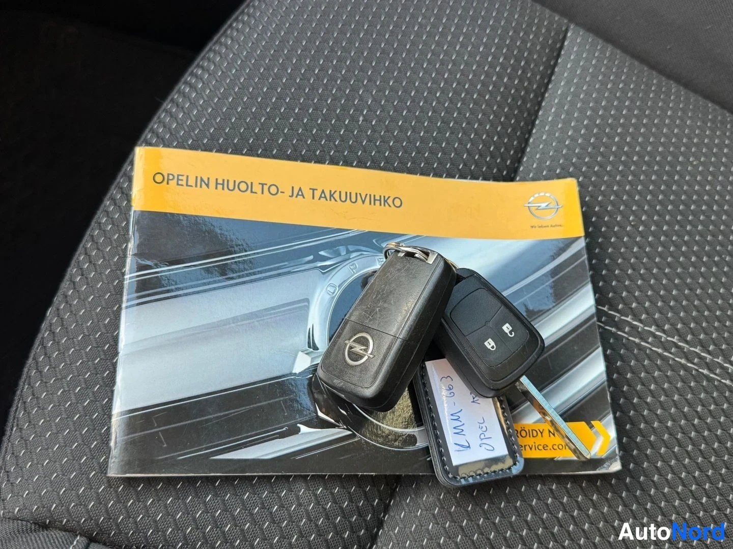 Ruskea Opel Astra Sports Tourer 2014, asiakirja, kuva 20