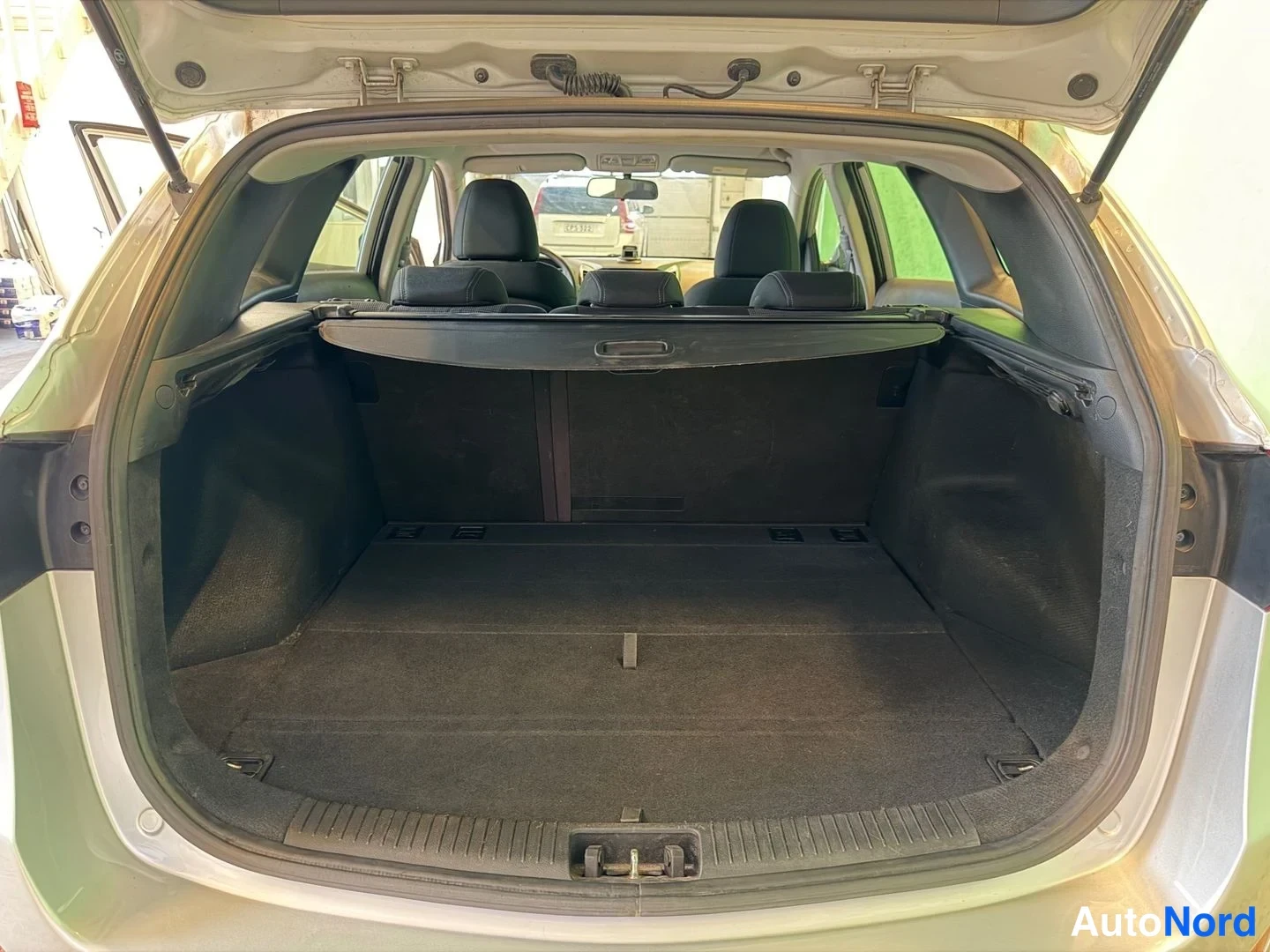 Hopea Hyundai i30 2013, tavaratila, kuva 14