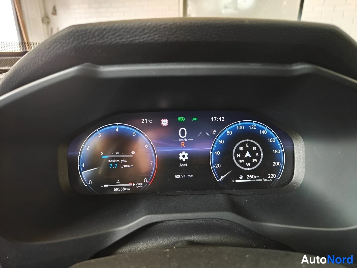 Hopea Toyota RAV4 2023, yksityiskohta, kuva 12