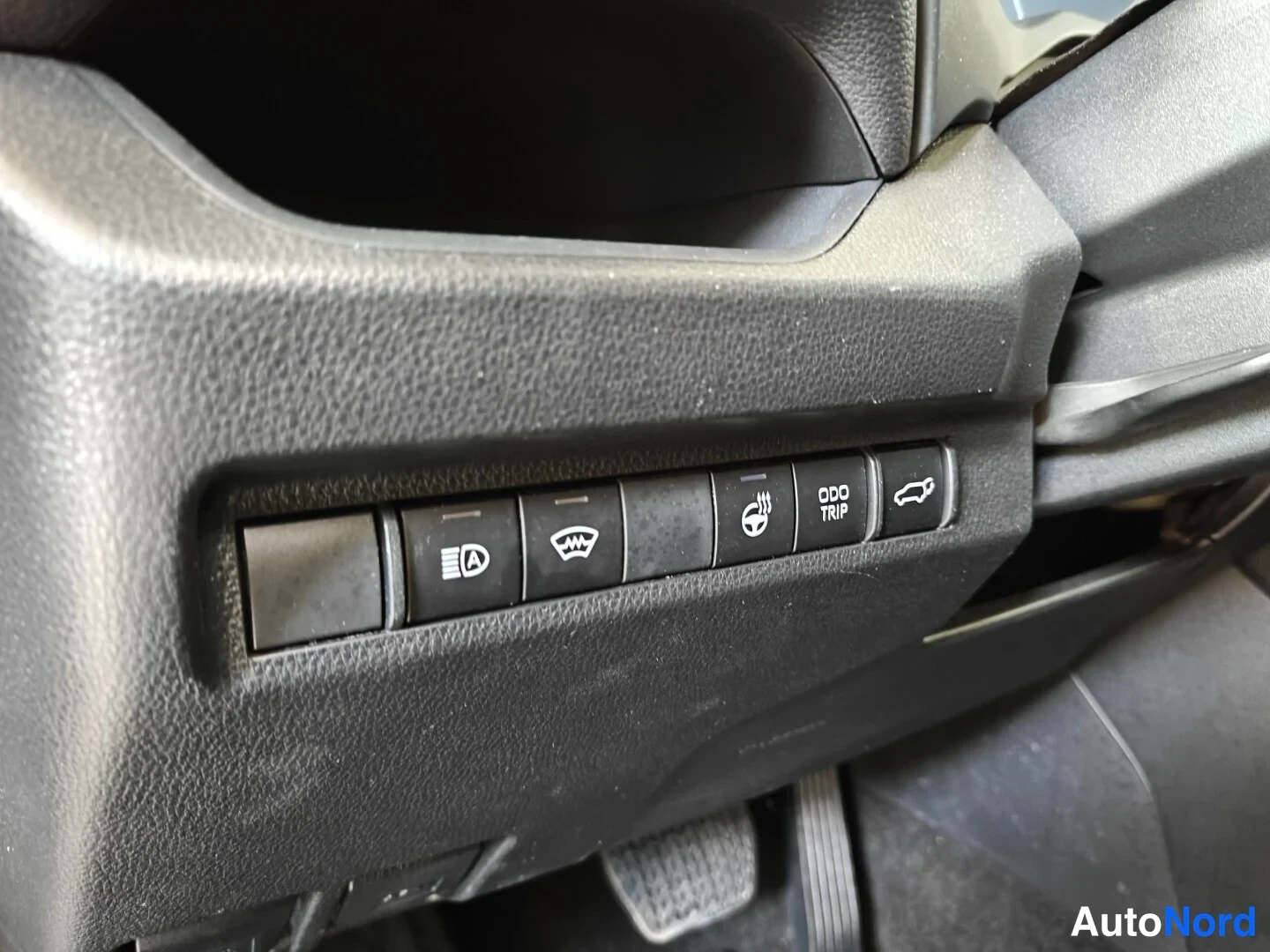 Hopea Toyota RAV4 2023, yksityiskohta, kuva 14