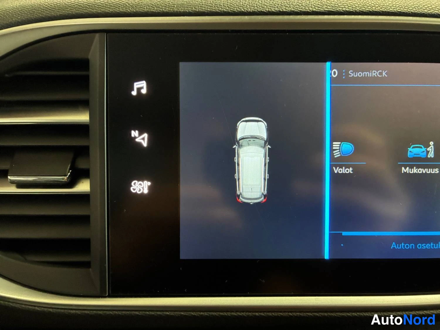 Punainen Peugeot 308 2019, yksityiskohta, kuva 23