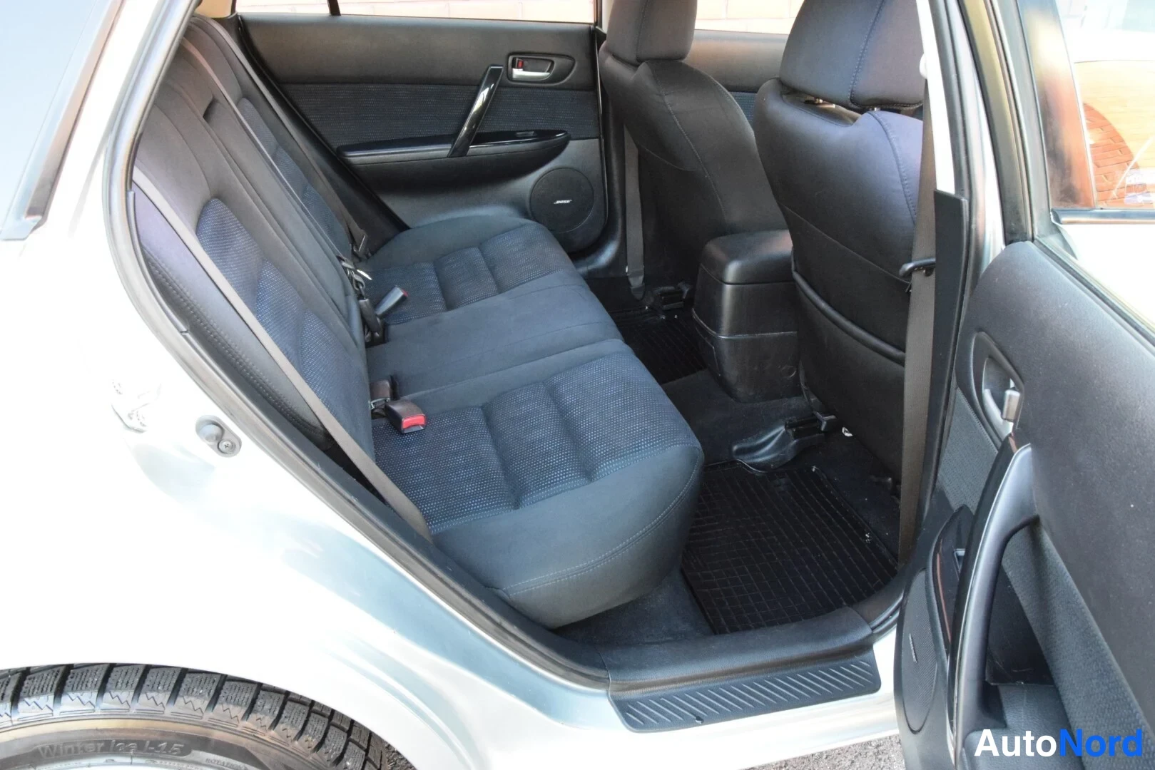 Hopea Mazda 6 2007, takaistuimet, kuva 15