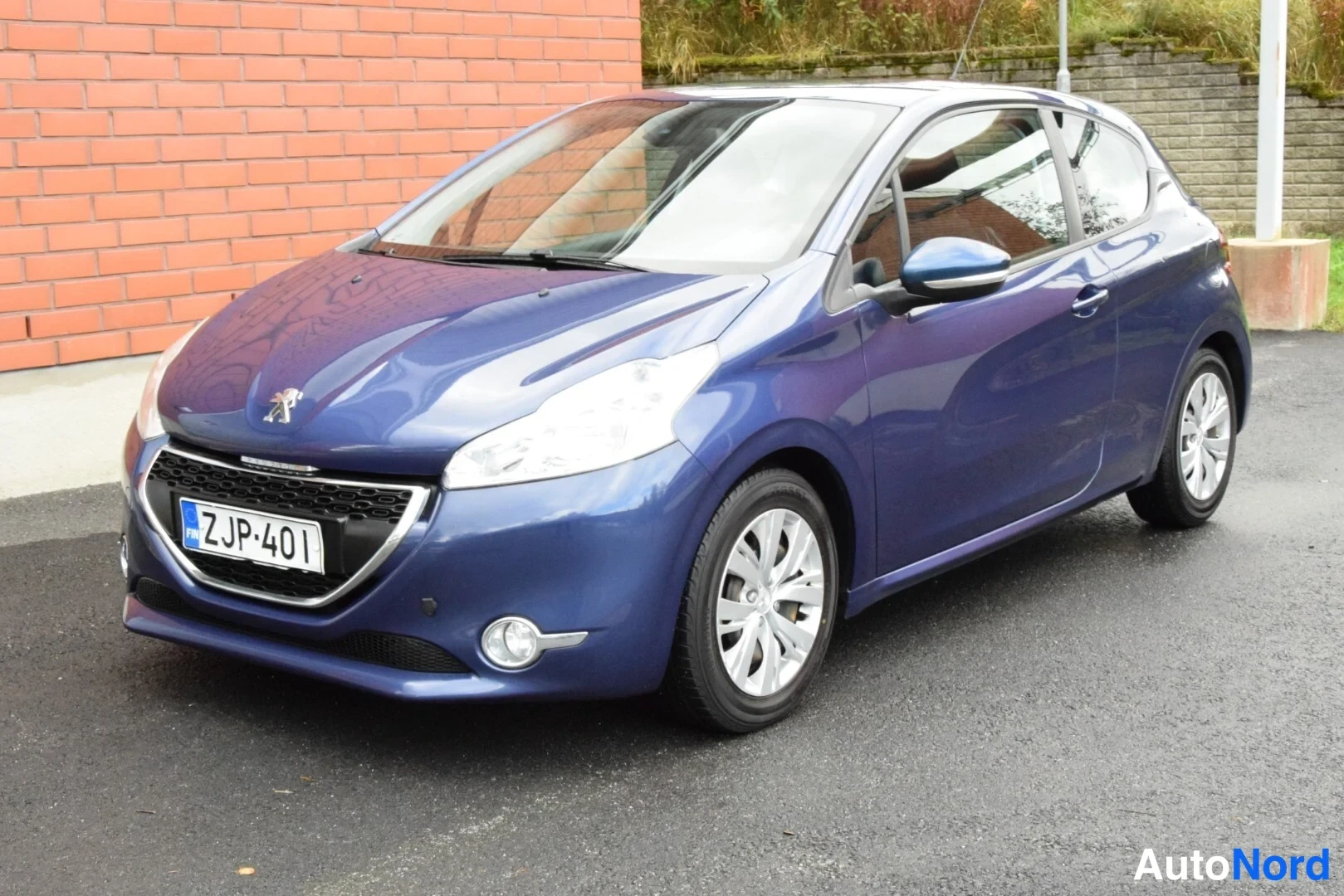 Peugeot 208 1.4 Active VTi 95 2012