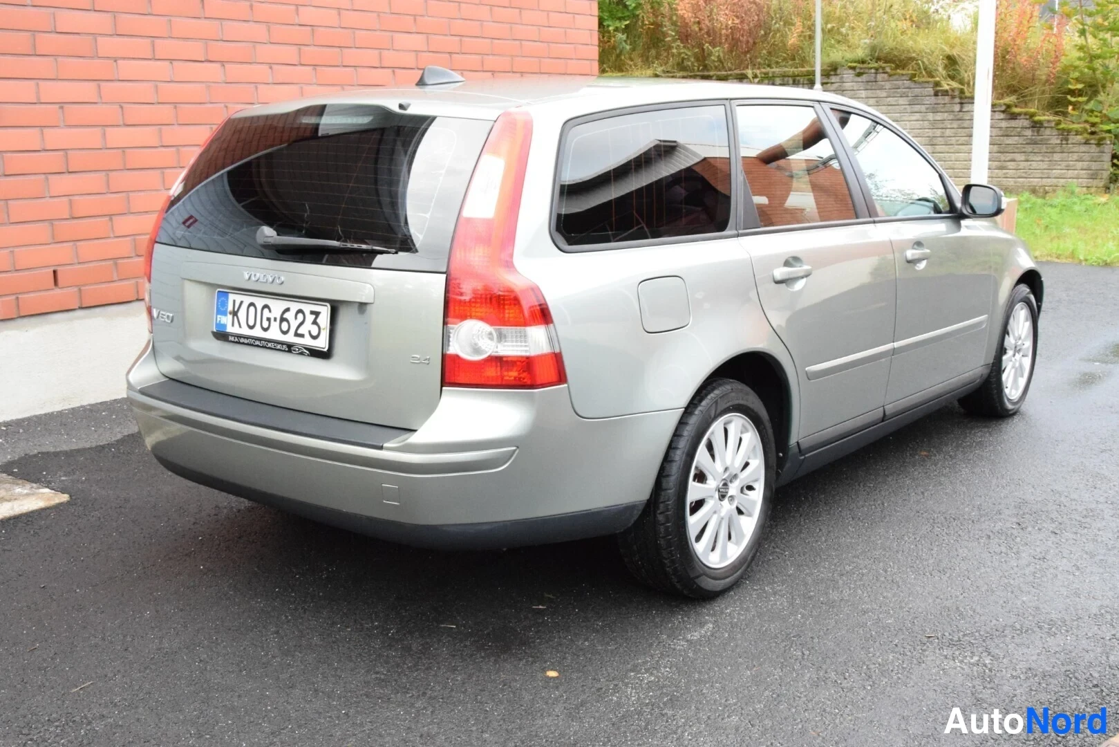 Beige Volvo V50 2007, takaviisto, kuva 8