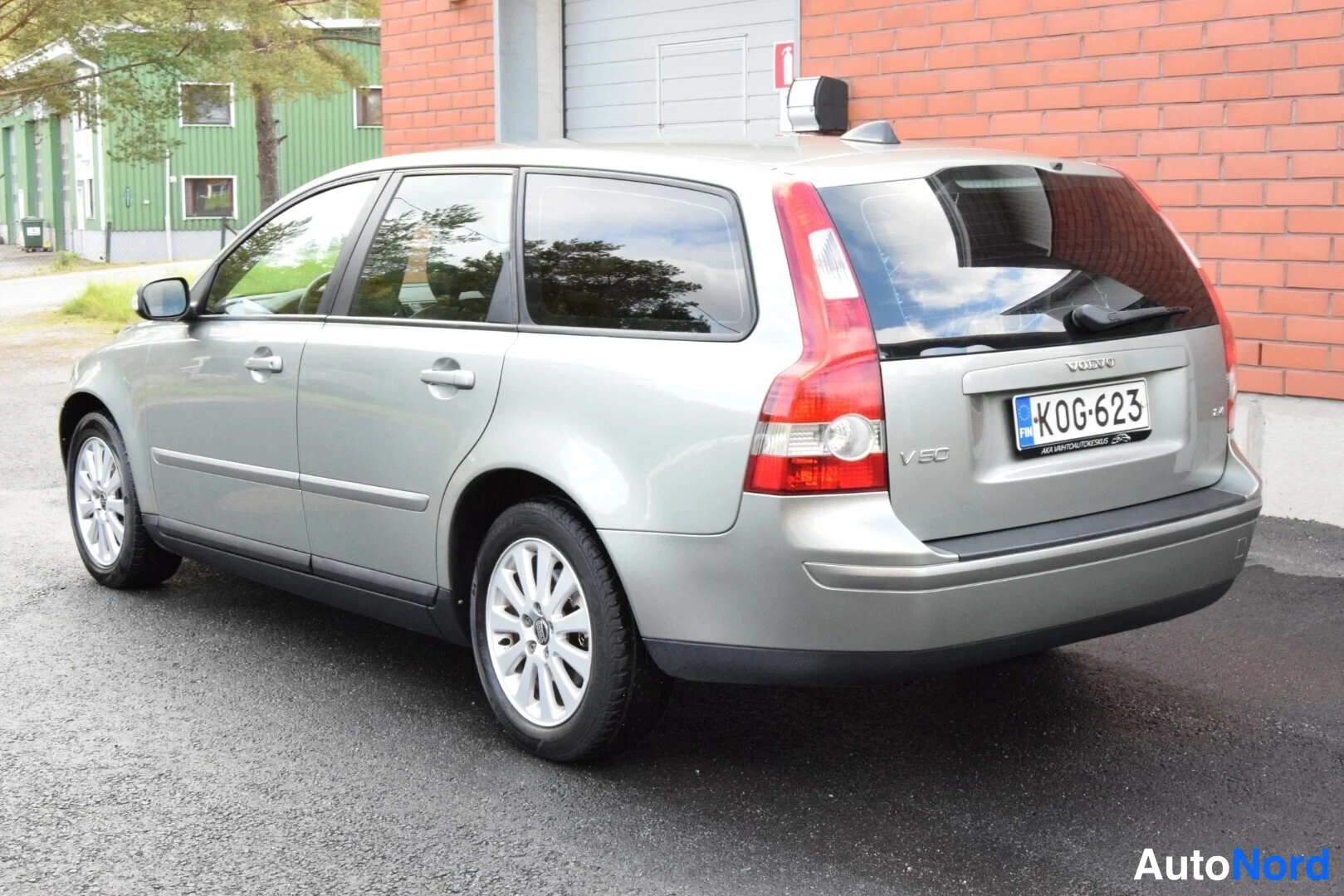 Beige Volvo V50 2007, takaviisto, kuva 7
