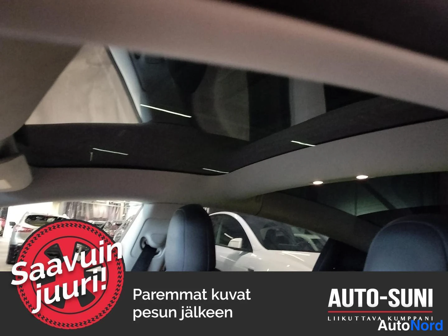 Valkoinen Tesla Model 3 2023, ohjaamo, kuva 7