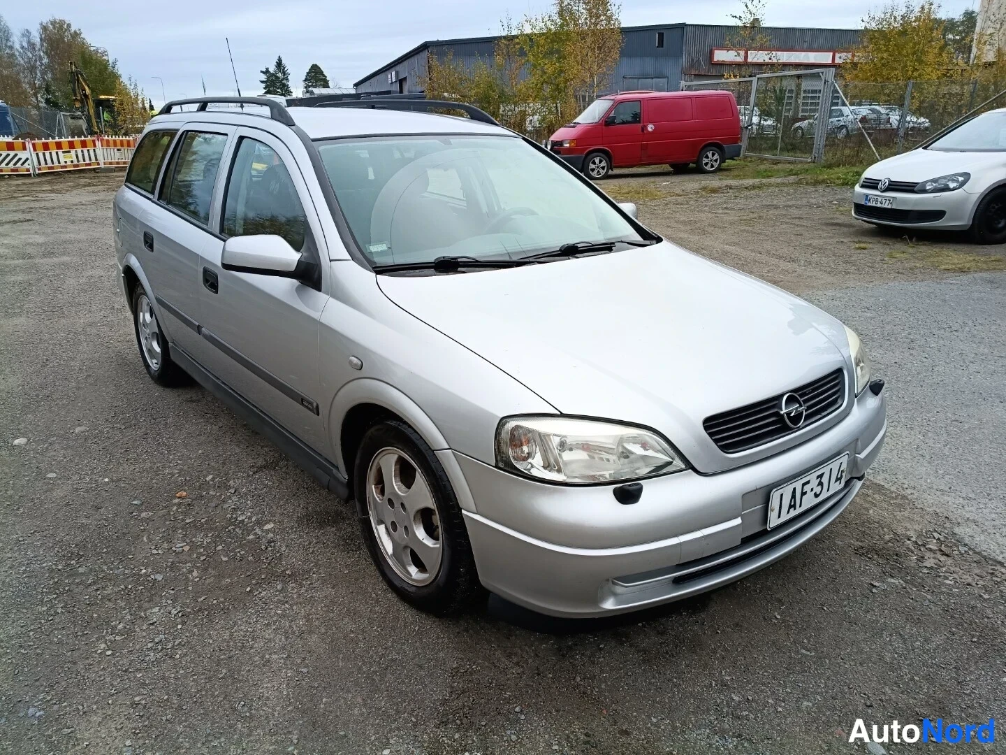 Hopea Opel Astra 2001, etuviisto, keula vasemmalle, kuva 2