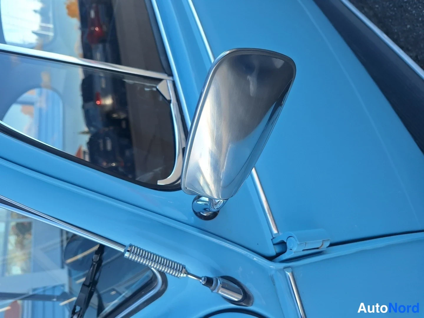Sininen Volkswagen Kupla 1972, yksityiskohta, kuva 10