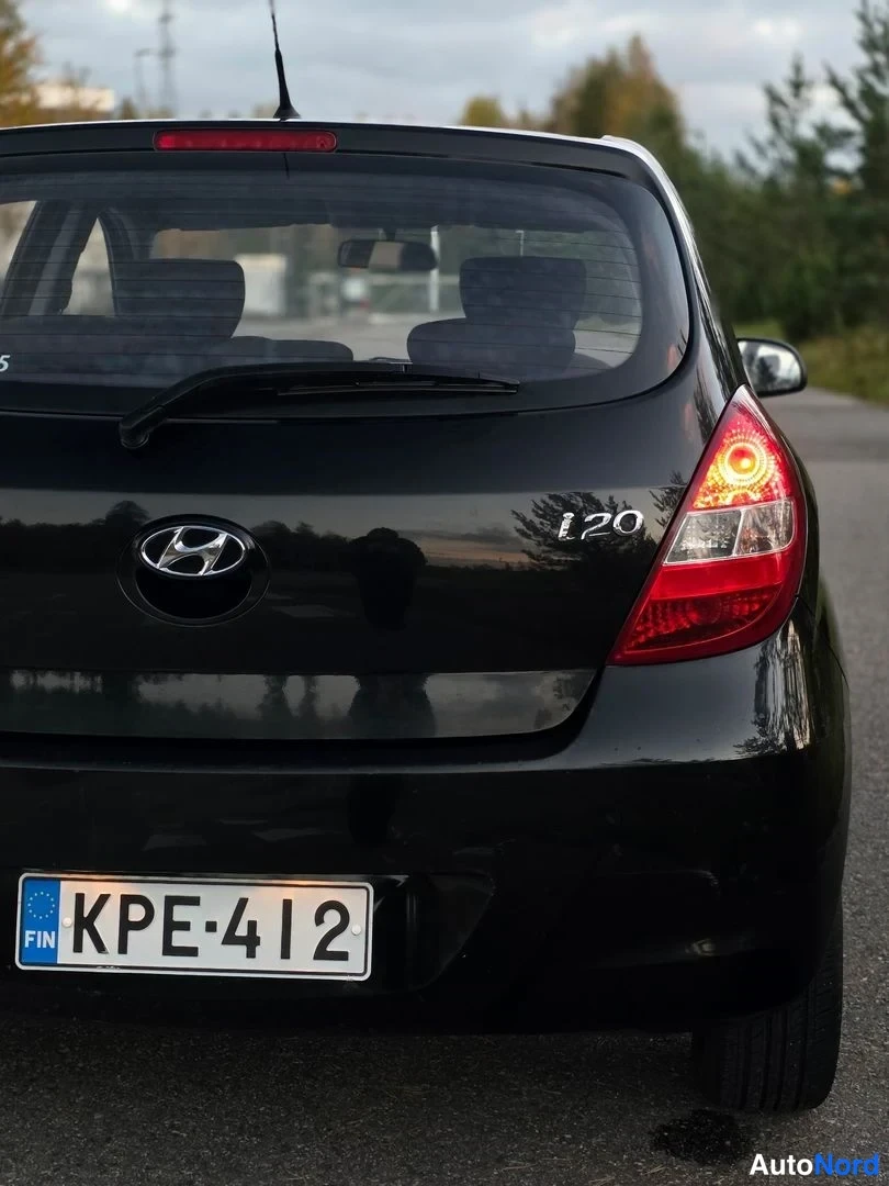 Musta Hyundai i20 2009, kuva 36