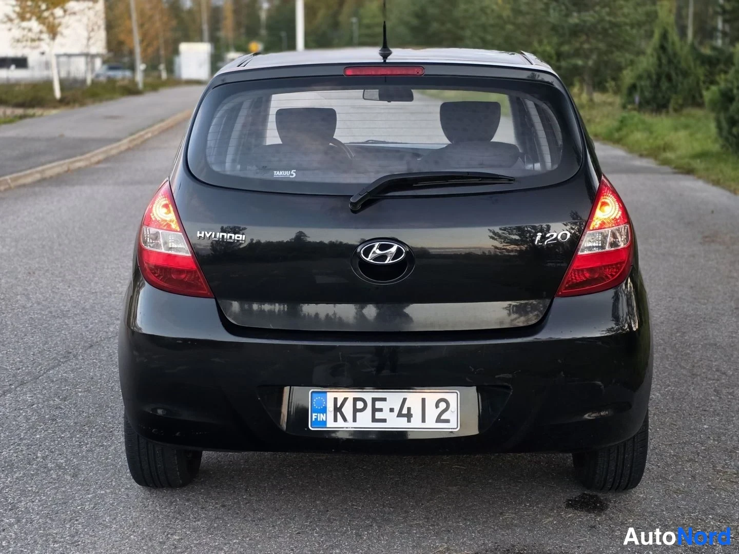 Musta Hyundai i20 2009, takaa, kuva 7