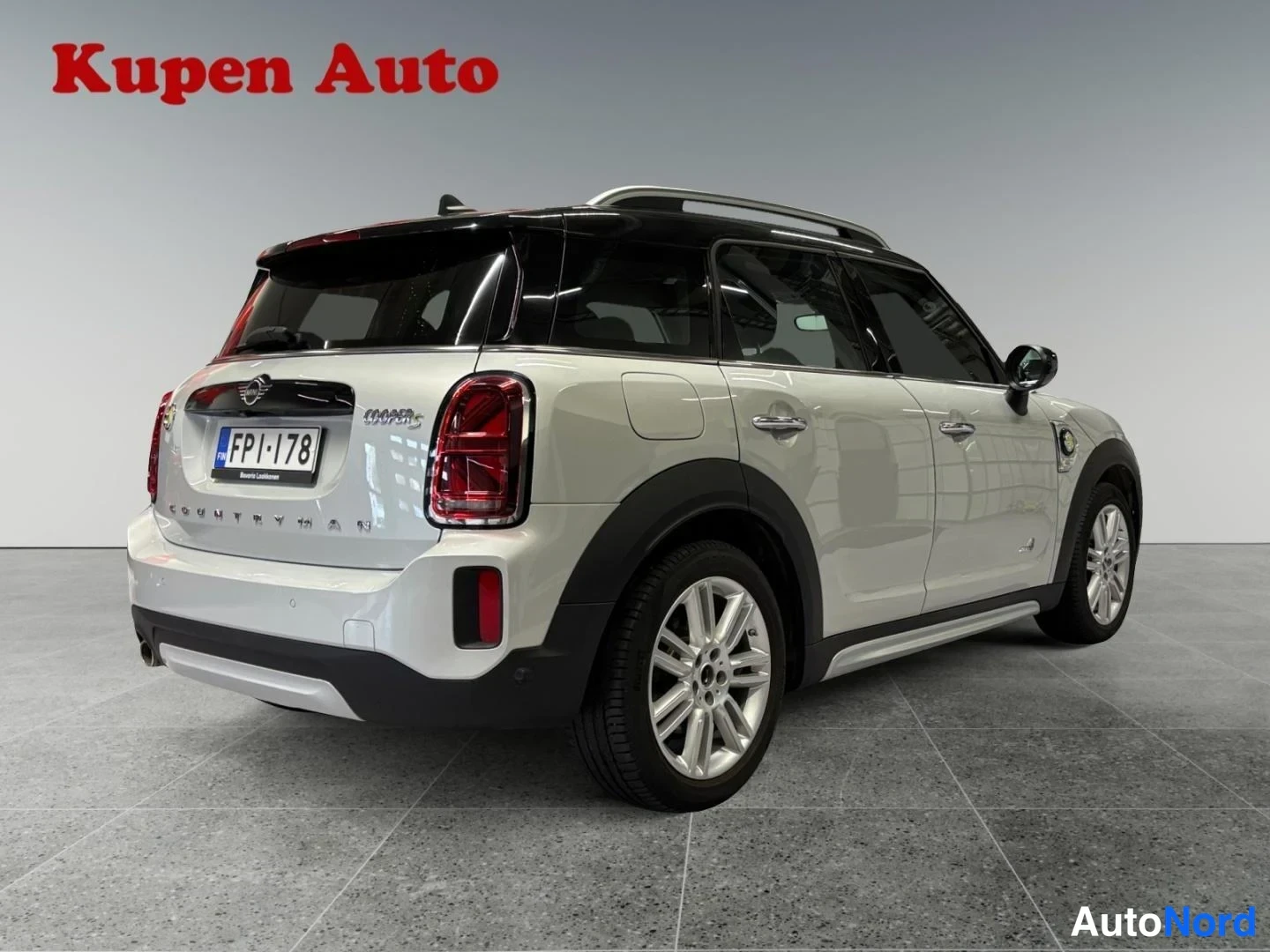 Harmaa Mini Countryman Cooper SE ALL4 2023, takaviisto, kuva 4