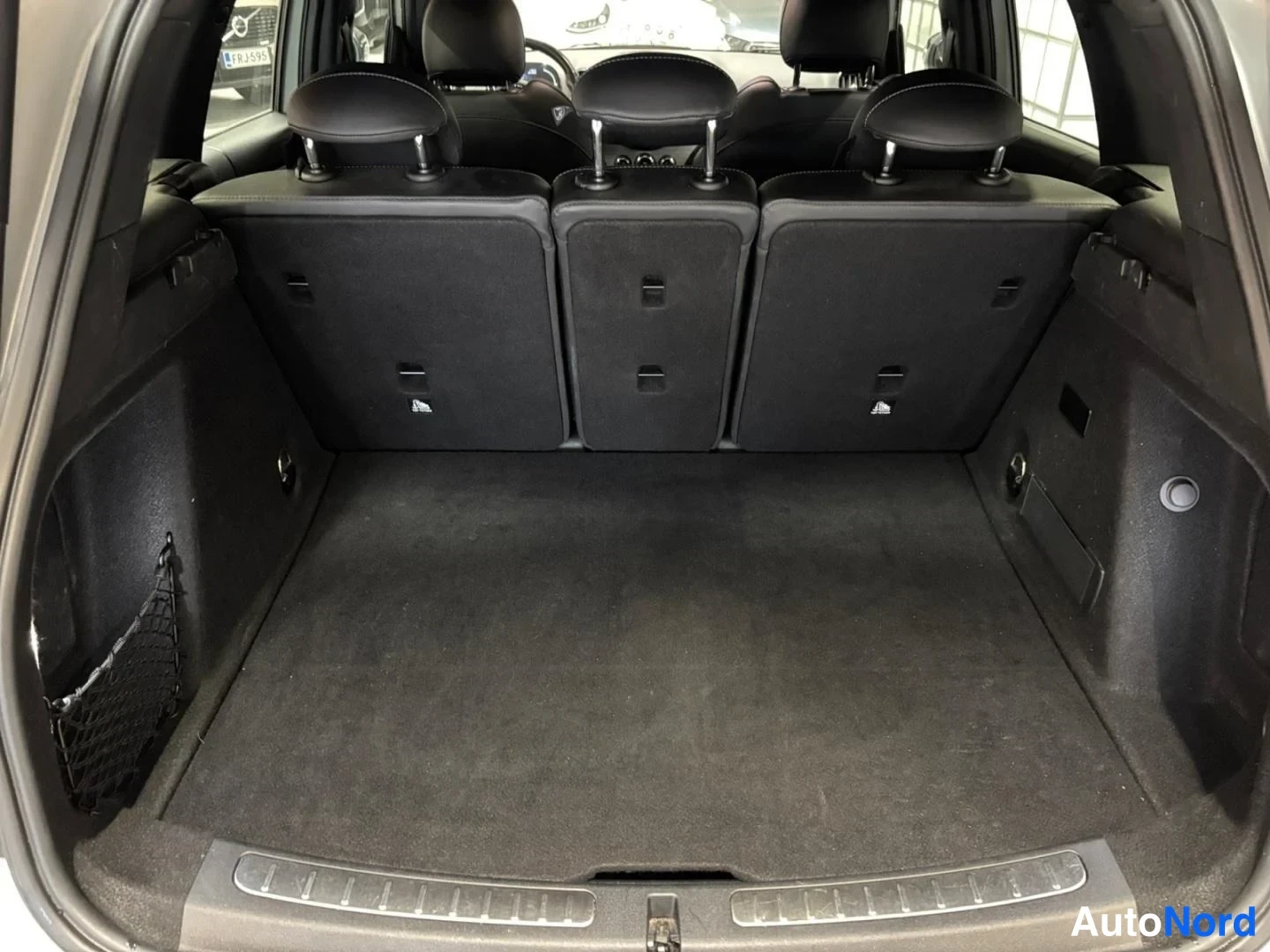 Harmaa Mini Countryman Cooper SE ALL4 2023, tavaratila, kuva 10
