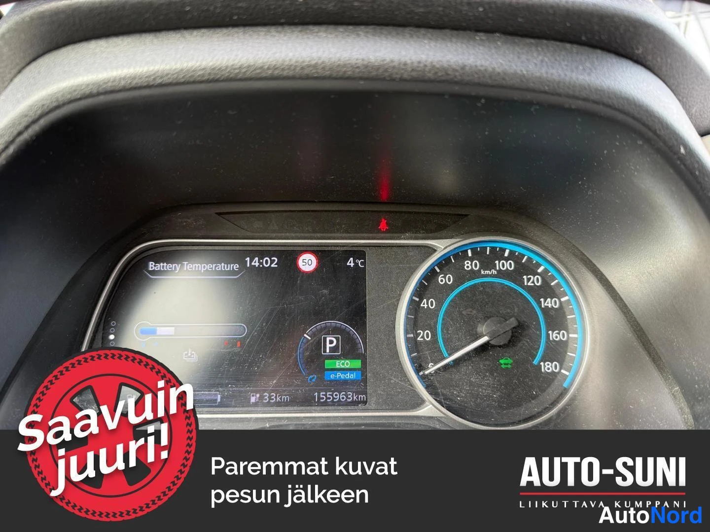 Musta Nissan Leaf 2020, yksityiskohta, kuva 7