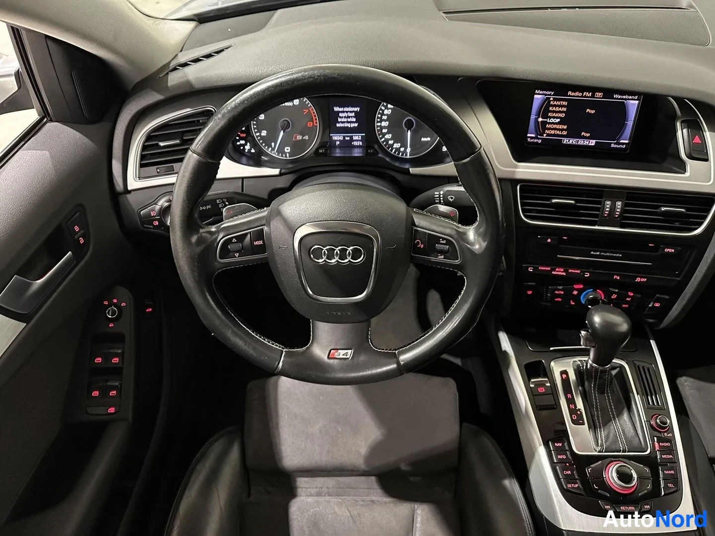 Hopea Audi S4 2011, yksityiskohta, kuva 12