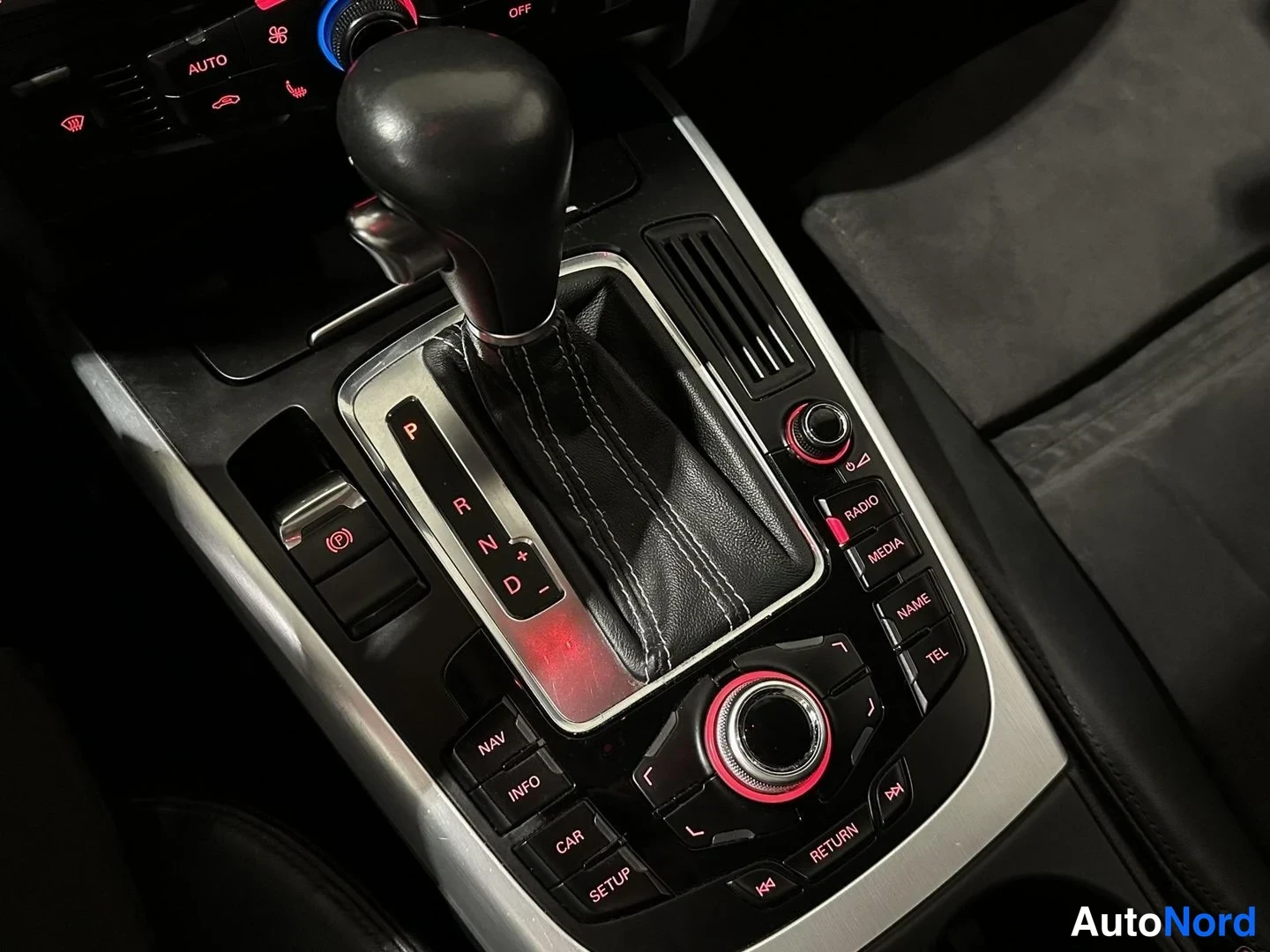 Hopea Audi S4 2011, yksityiskohta, kuva 18