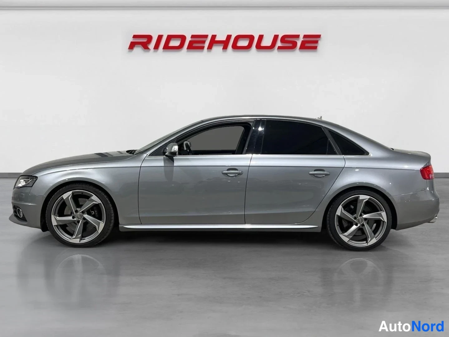 Hopea Audi S4 2011, takaviisto, kuva 7