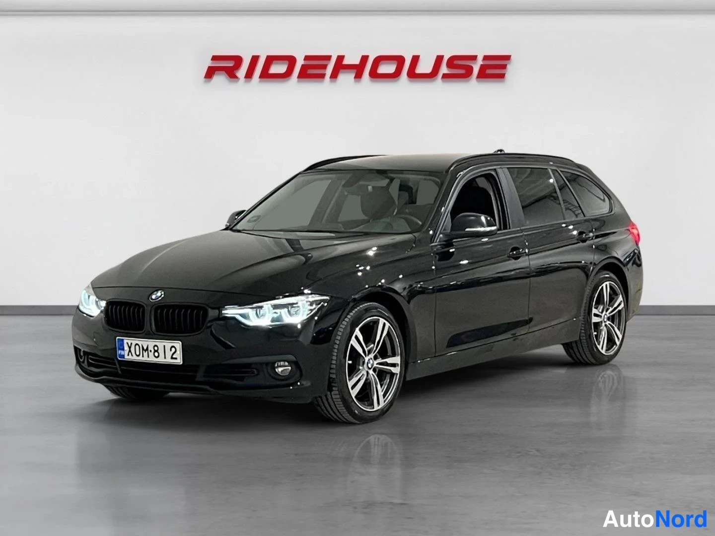 BMW 318 2018